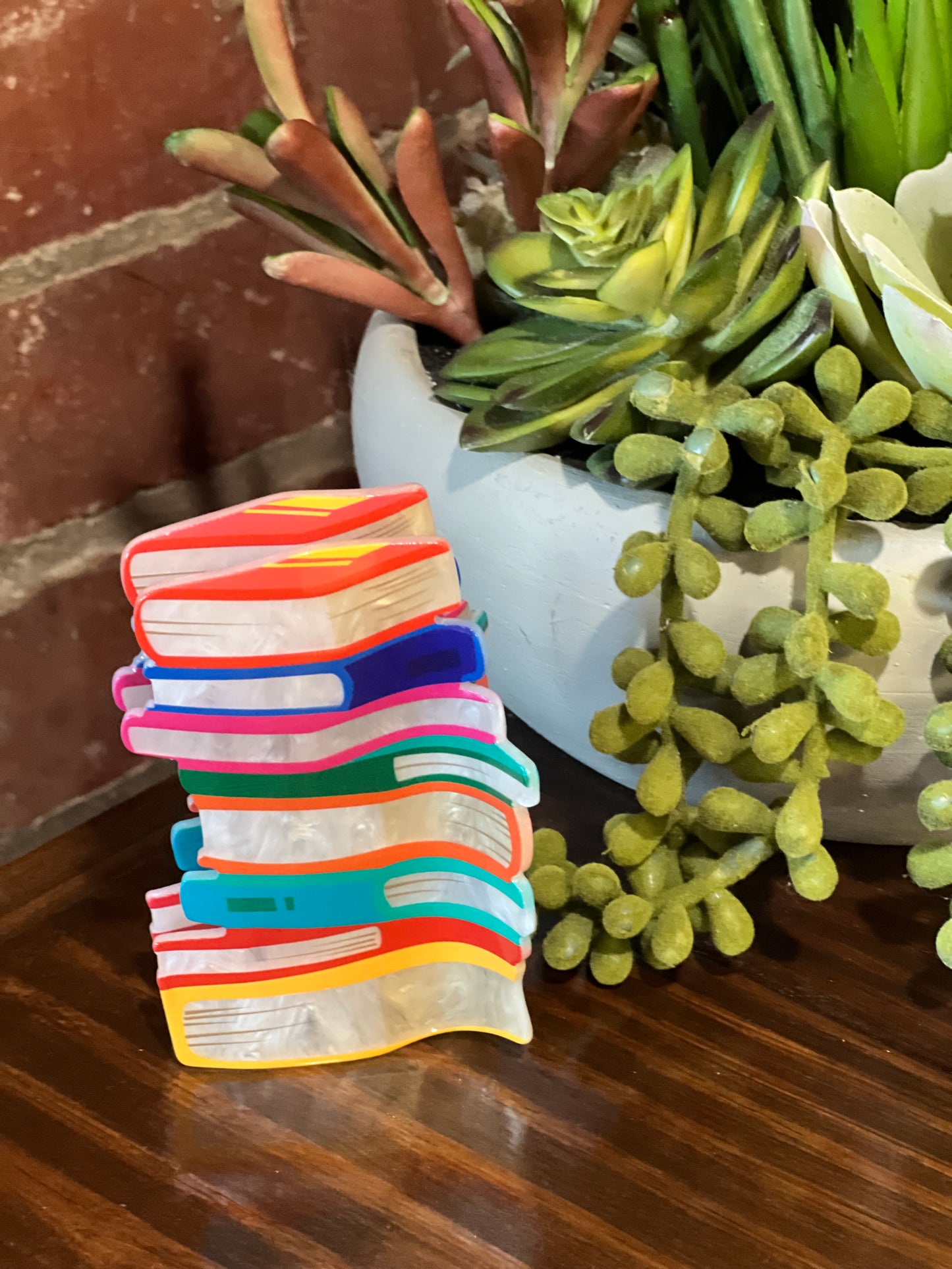 “Librarian” Claw Clip
