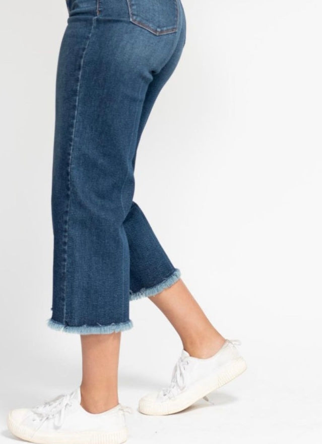 “Lucy” Judy Blue Cropped Jeans