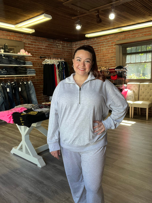 “24, 365” Lounge Set.