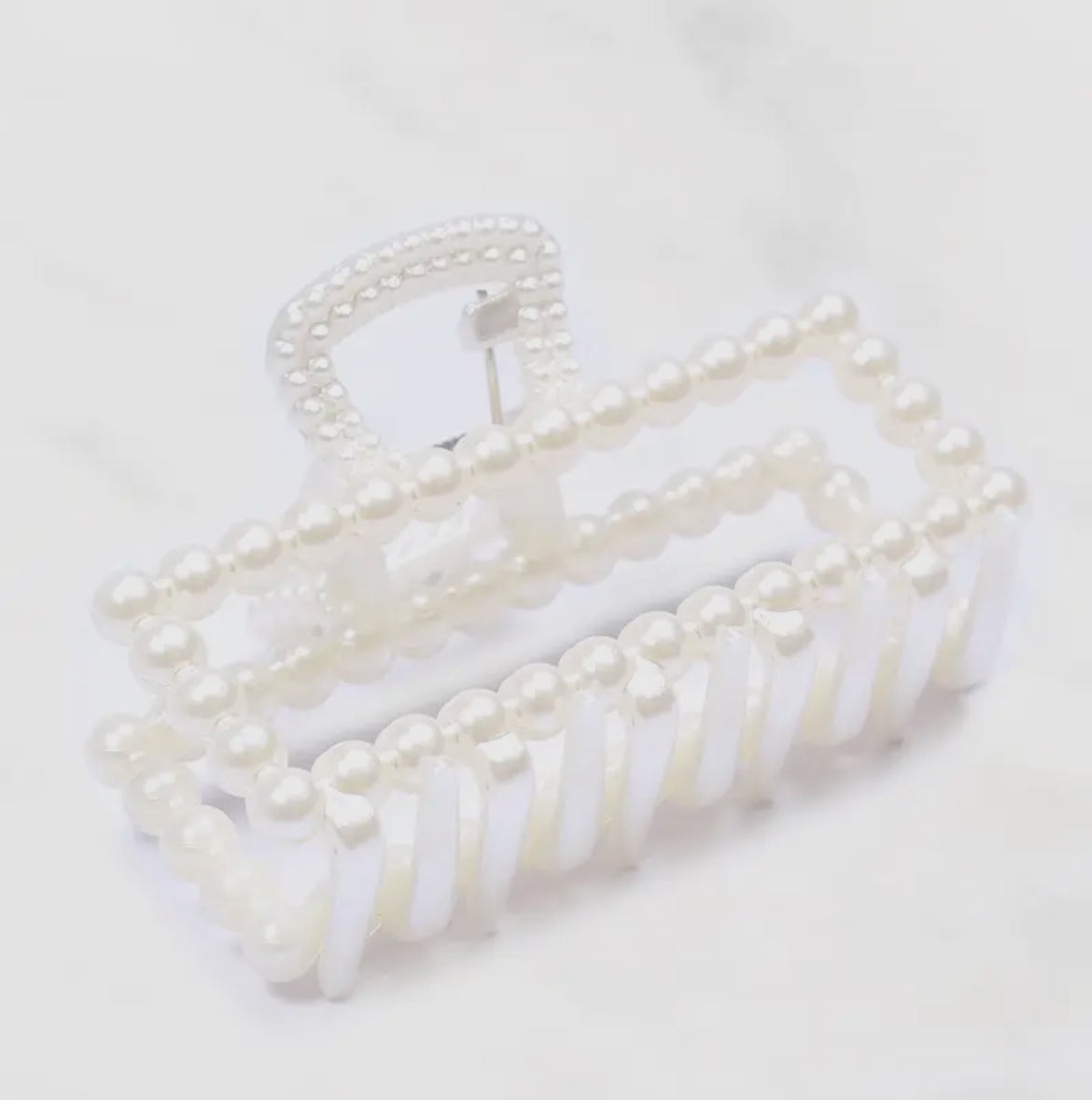 Pearl Hair Claw Clips