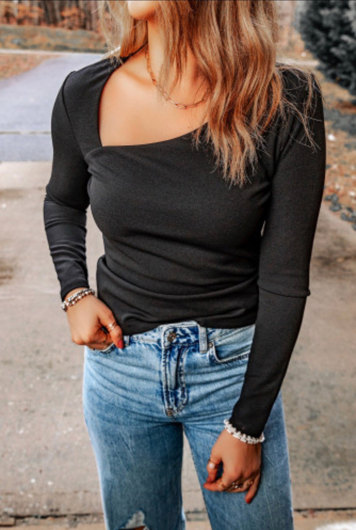 “Shadowed and Skewed” Top