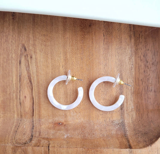 Cam Mini Hoops in Pearl