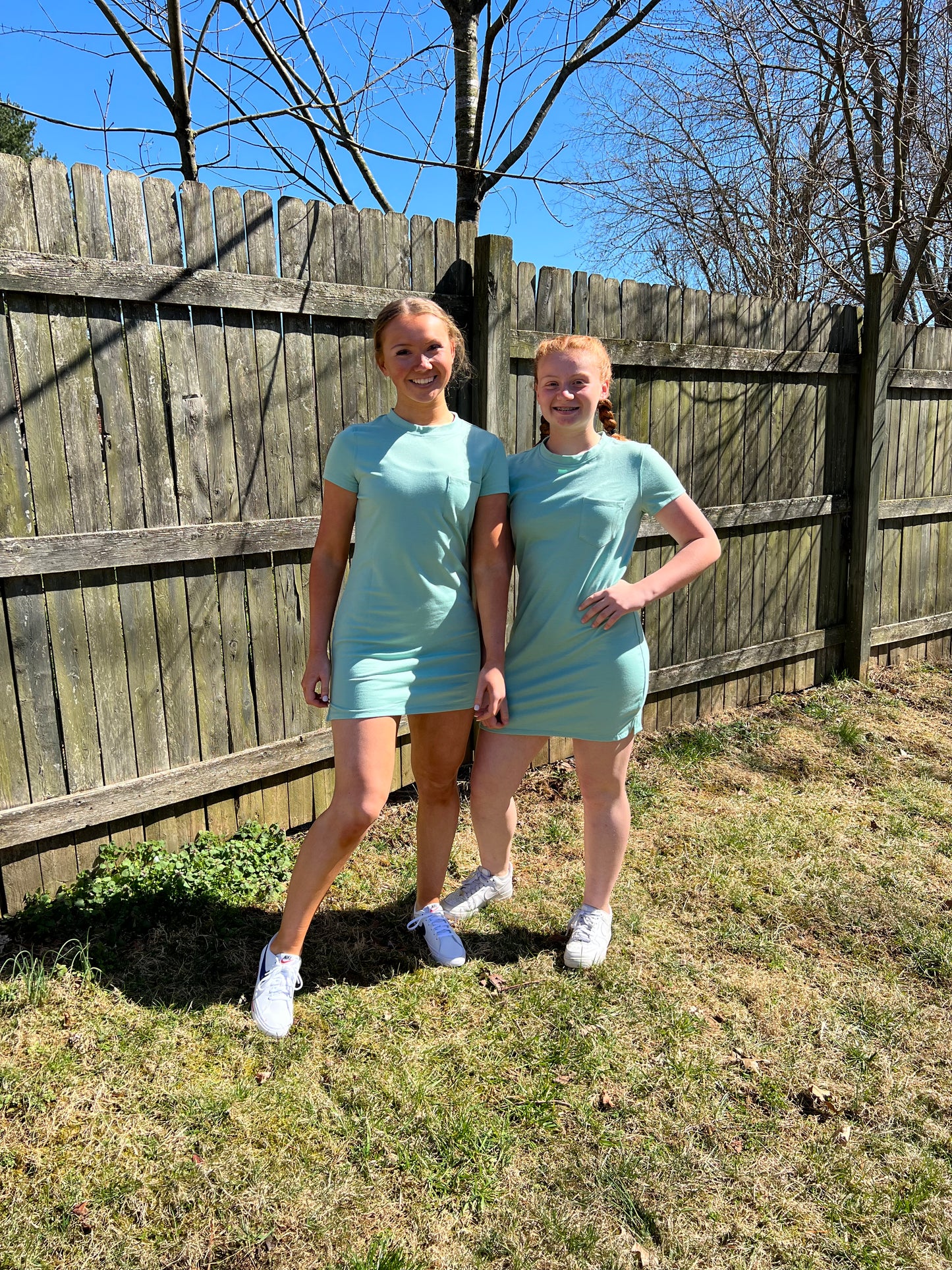 Crew Neck Short Sleeve Pocket T-Shirt Dress
