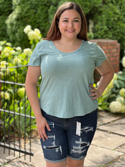 "The Minimal" Scoop Neck Tee