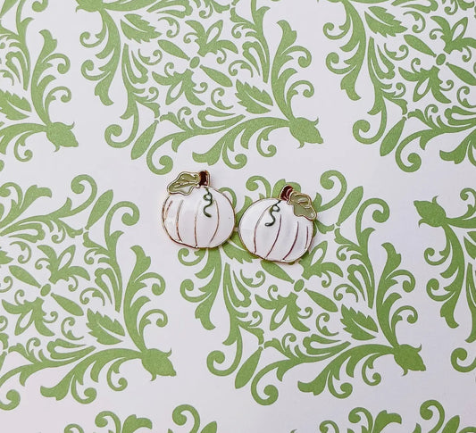 White Pumpkin Studs