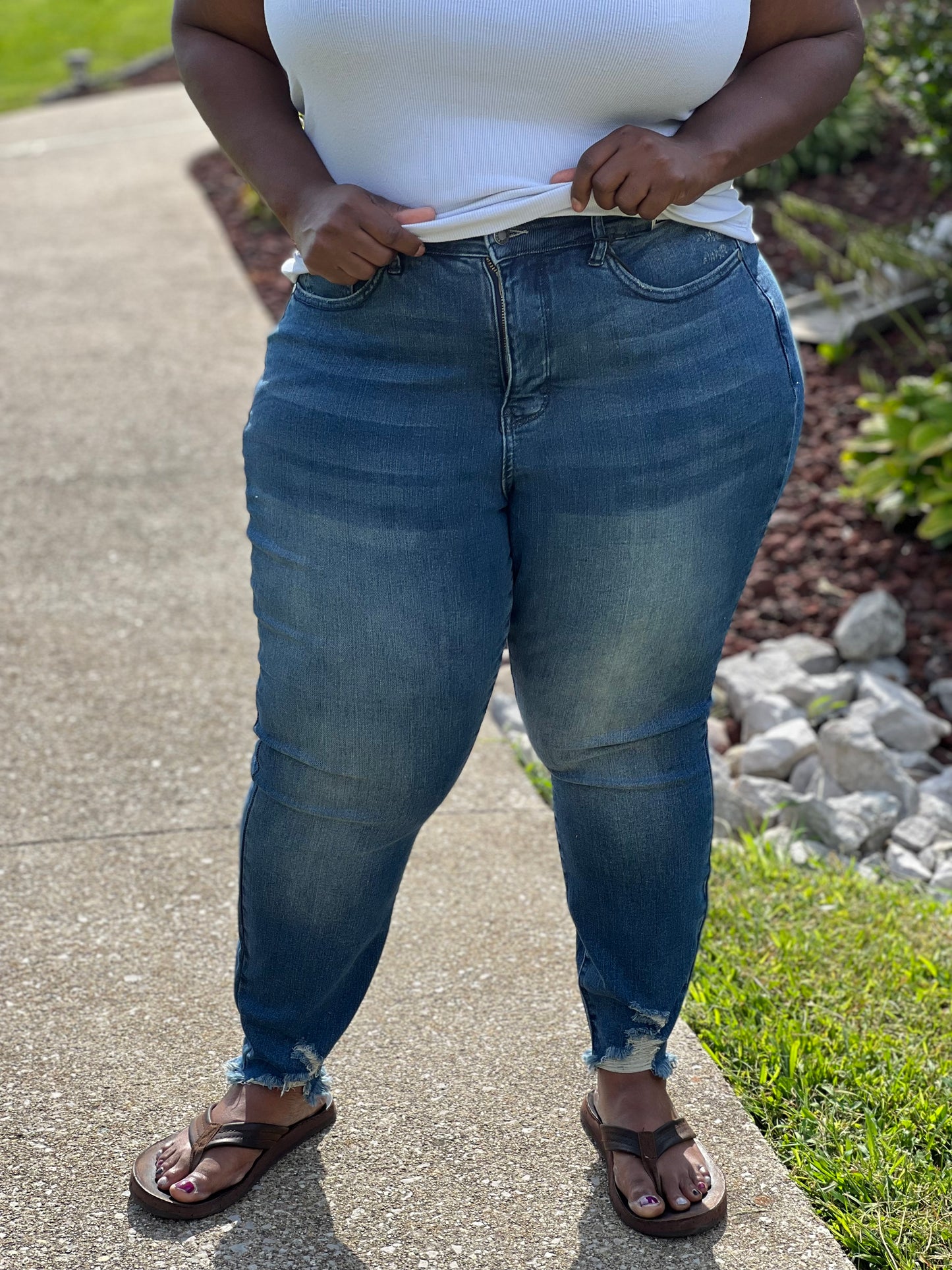 “The Kezia” Judy Blue Skinny Jeans